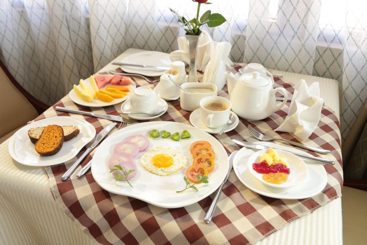 Rahnile Hotel Bahar Dar Esterno foto
