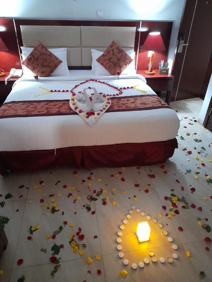 Rahnile Hotel Bahar Dar Esterno foto