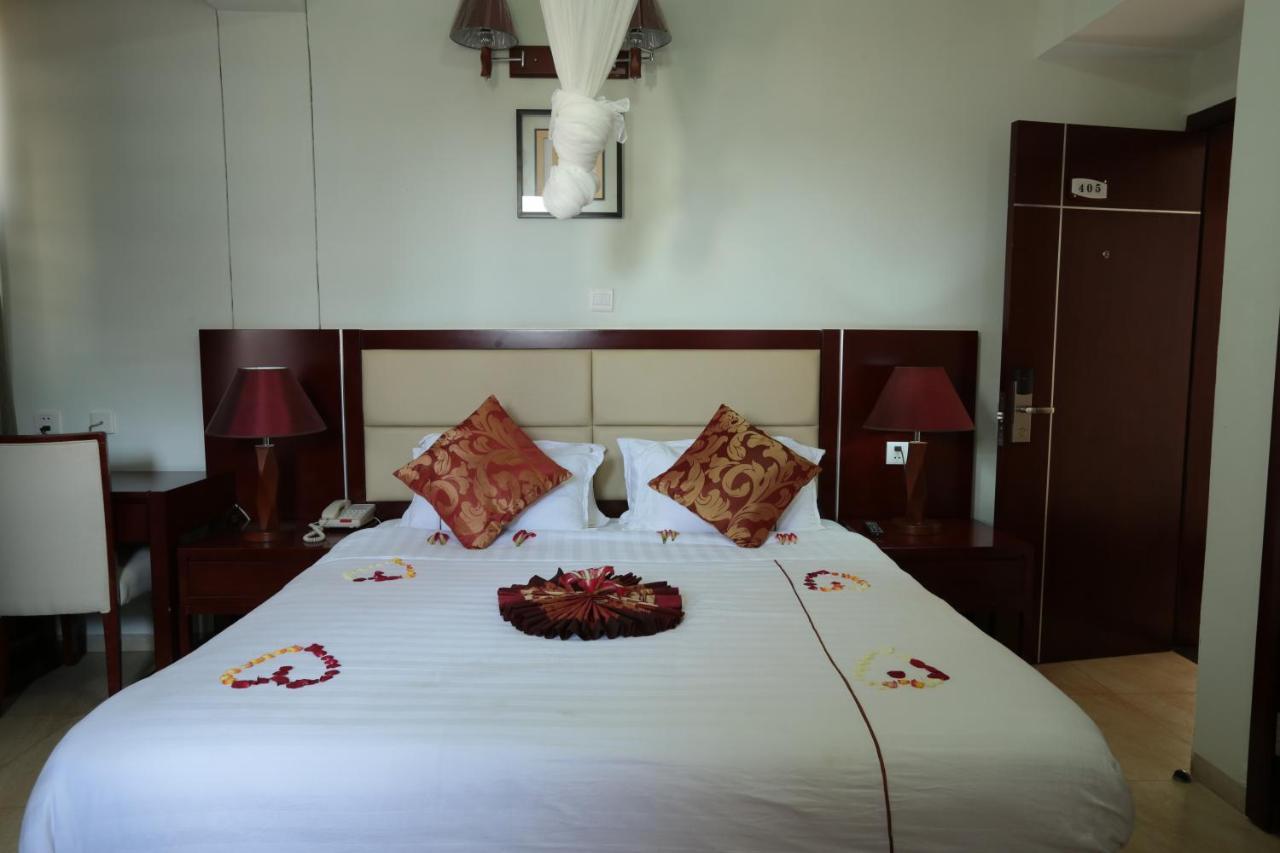Rahnile Hotel Bahar Dar Esterno foto
